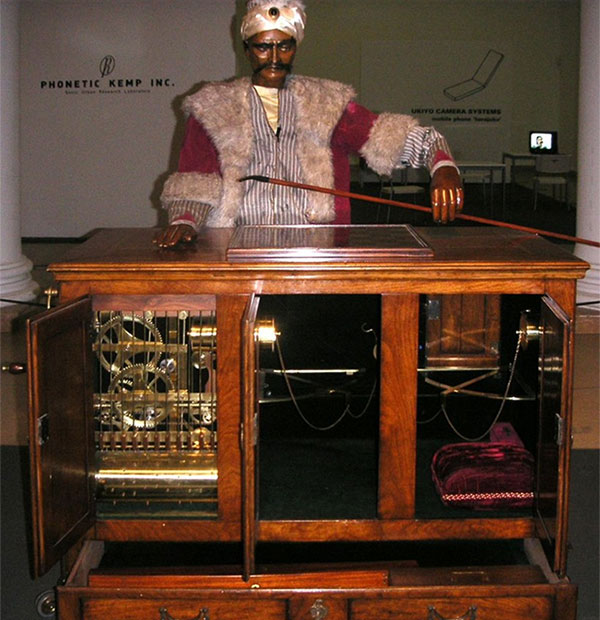 co-may-machanical-turk