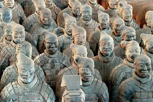 doi-quan-dat-nung Đội quân đất nung
