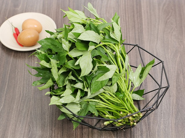 rau-lang-1 Ăn rau lang có thể giúp phòng ngừa ung thư, tim mạch và tiểu đường.