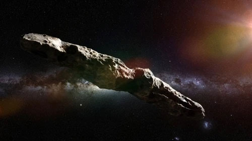 vat-the-oumuamua Oumuamua được cho là một “khối băng” giàu hydro.
