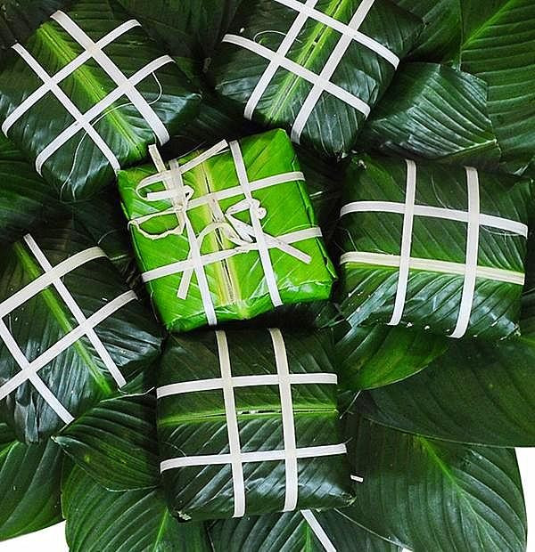 Bánh chưng bánh dầy có từ thời Vua Hùng Vương thứ 6, sau khi phá xong giặc Ân. Bánh chưng bánh dầy có từ thời Vua Hùng Vương thứ 6, sau khi phá xong giặc Ân.