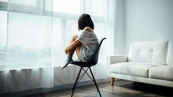 Kỳ lạ cô gái 18 tuổi ở Trung Quốc mắc bệnh “luyến ái não”